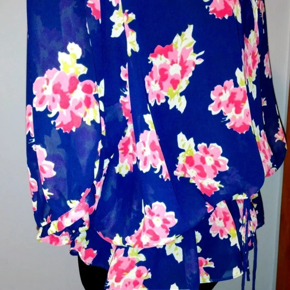 American Living Sheer Blouse - Picture 3 of 5